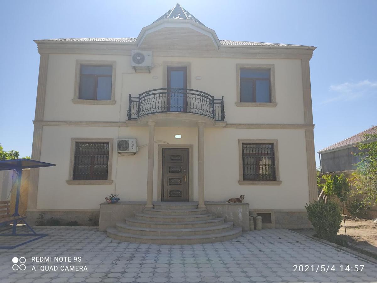 Cozy House In Bina, Bolluq Villa Bakoe Buitenkant foto